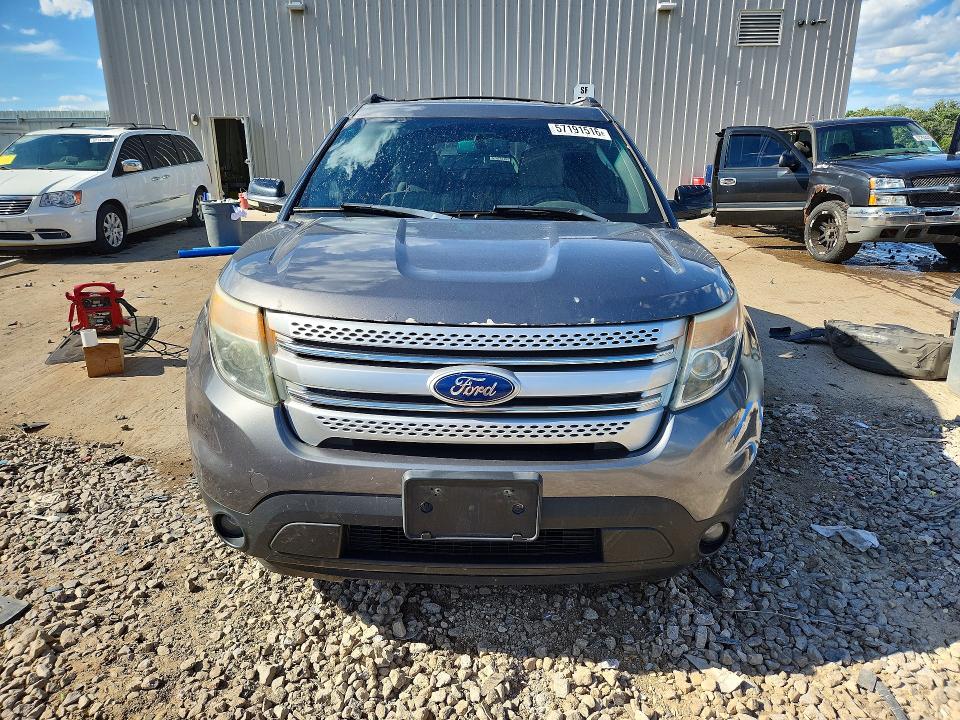 Photo 5 from auction – 2011 FORD EXPLORER with VIN 1FMHK7D89BGA35163