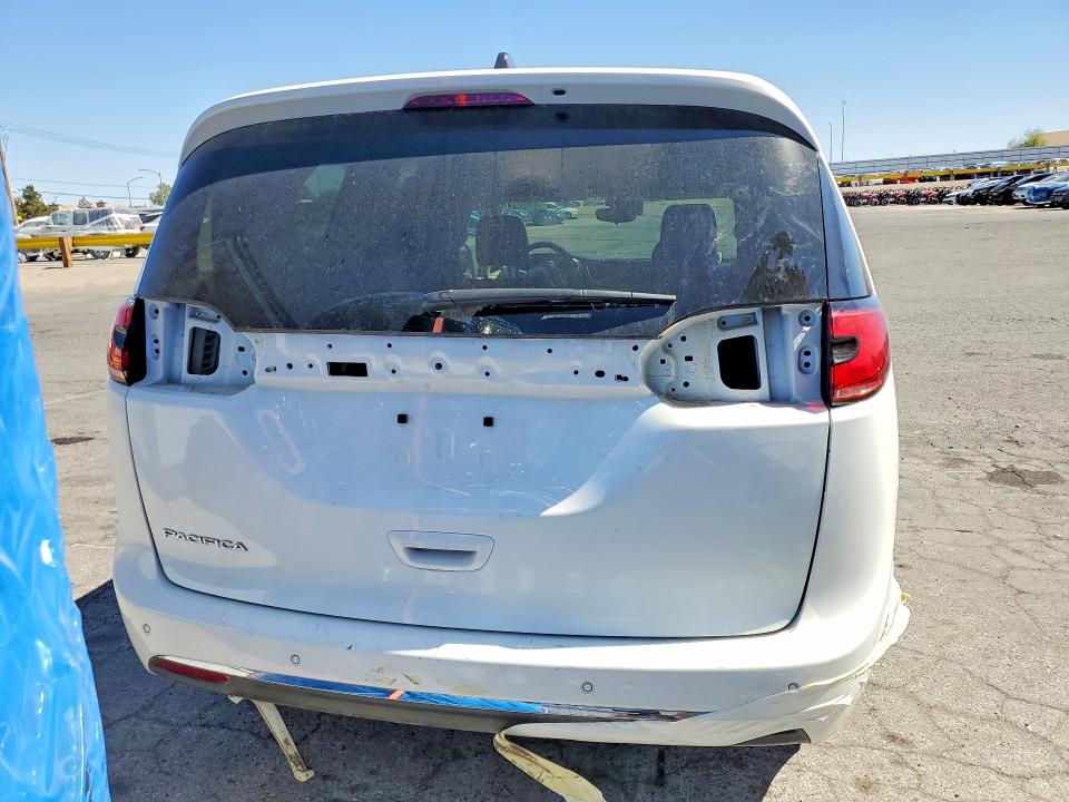 Photo 6 from auction – 2024 CHRYSLER PACIFICA with VIN 2C4RC1BG0RR158632