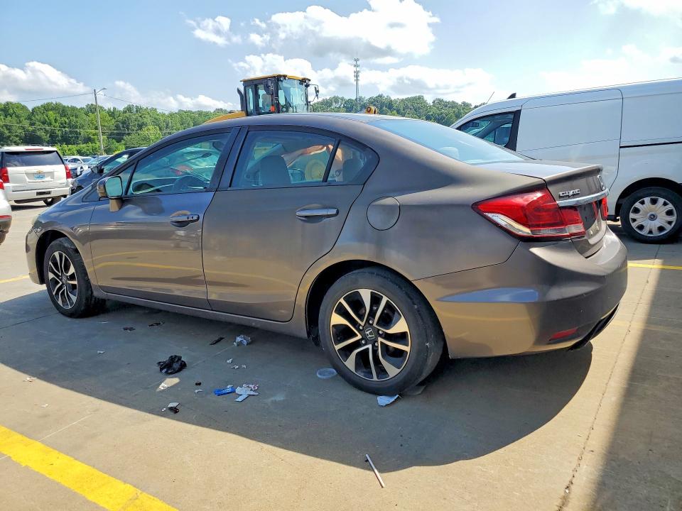 Photo 2 from auction – 2014 HONDA CIVIC with VIN 19XFB2F84EE240986