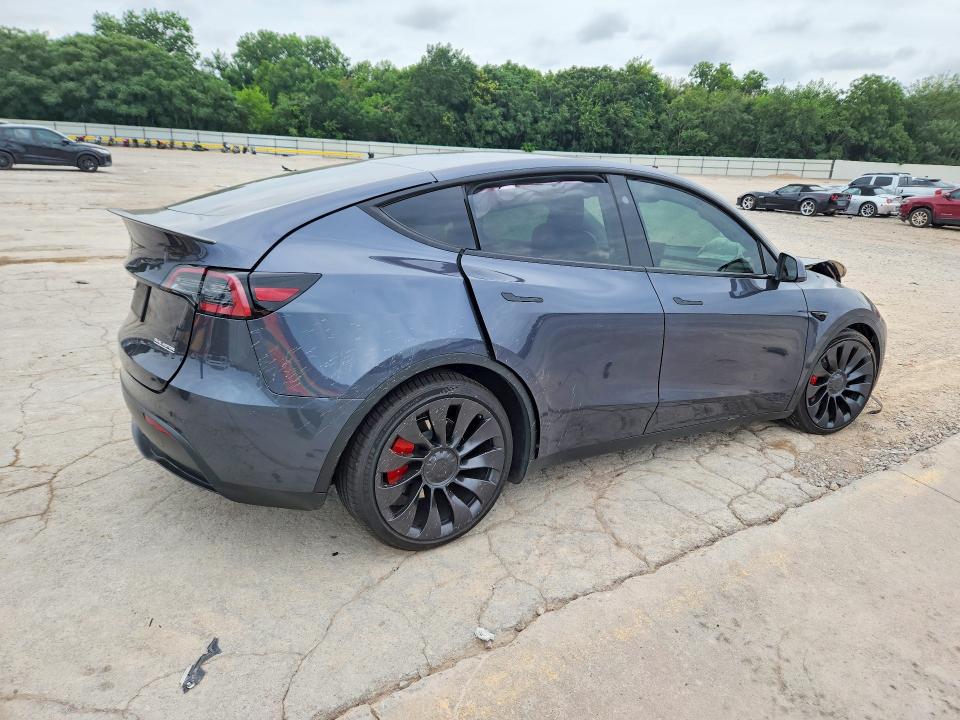 Photo 3 from auction – 2023 TESLA MODEL Y with VIN 7SAYGDEF2PF813695