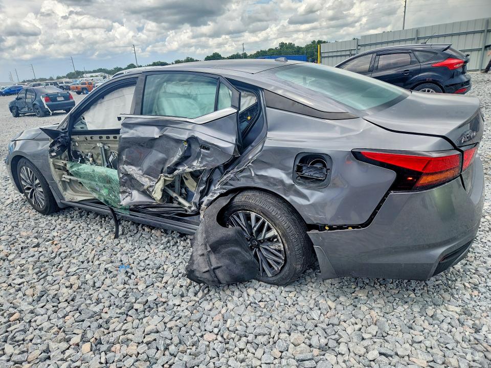 Photo 2 from auction – 2024 NISSAN ALTIMA with VIN 1N4BL4DV5RN424986