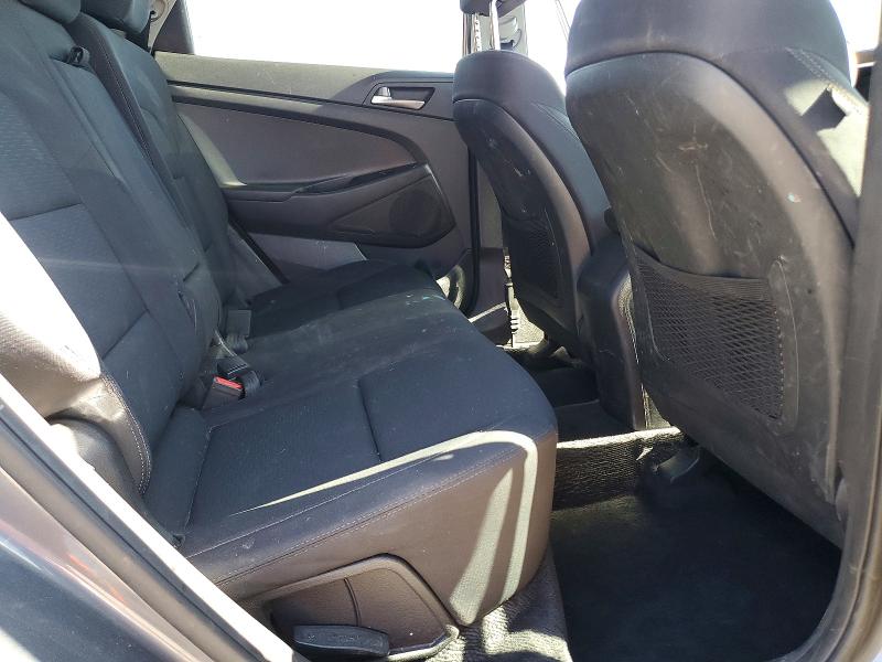 Photo 11 from auction – 2019 HYUNDAI TUCSON with VIN KM8J2CA41KU023358