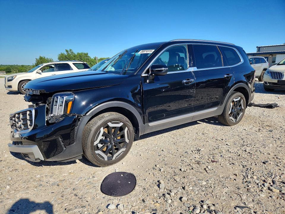 Photo 1 from auction – 2023 KIA TELLURIDE with VIN 5XYP6DGC0PG393717