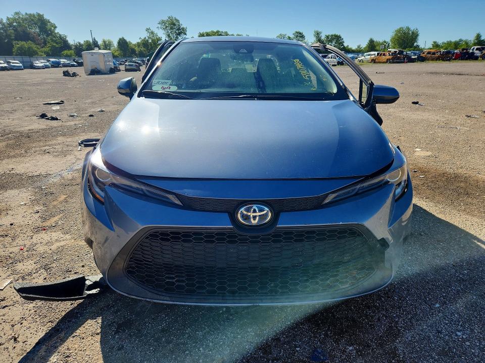 Photo 5 from auction – 2022 TOYOTA COROLLA with VIN JTDEAMDE6NJ048703