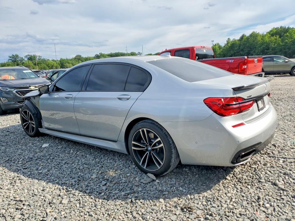 Photo 2 from auction – 2017 BMW 750 with VIN WBA7F2C38HG422807