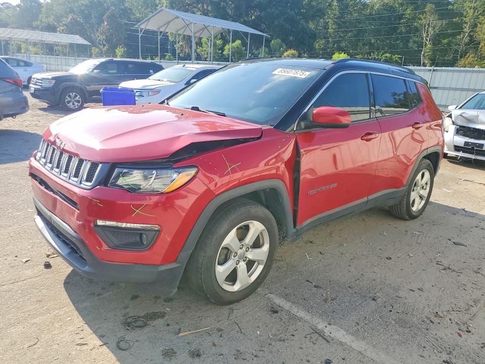 JEEP COMPASS 2018 with VIN 3C4NJCBB8JT182280 - Photo from auction