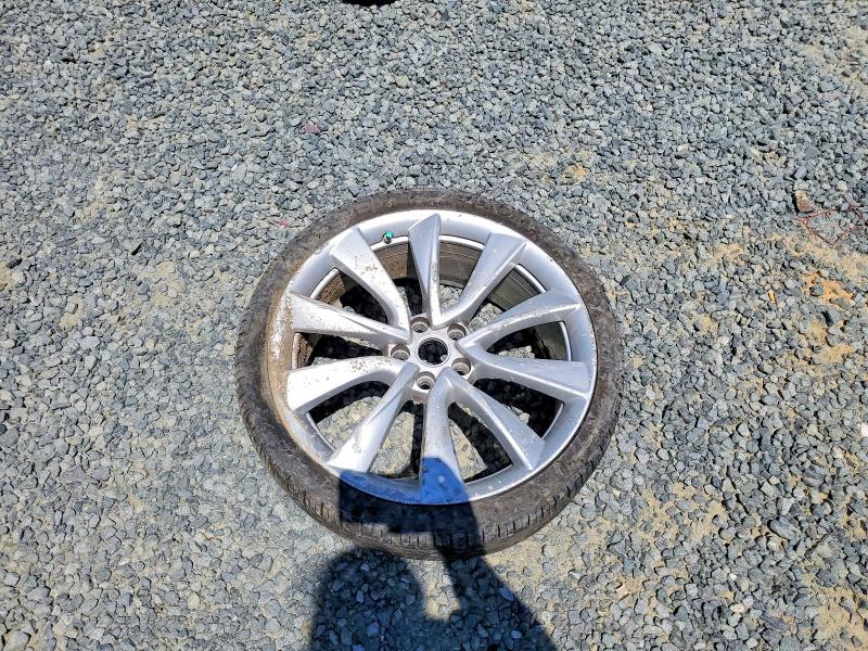 Photo 12 from auction – 2018 TESLA MODEL 3 with VIN 5YJ3E1EB7JF083329