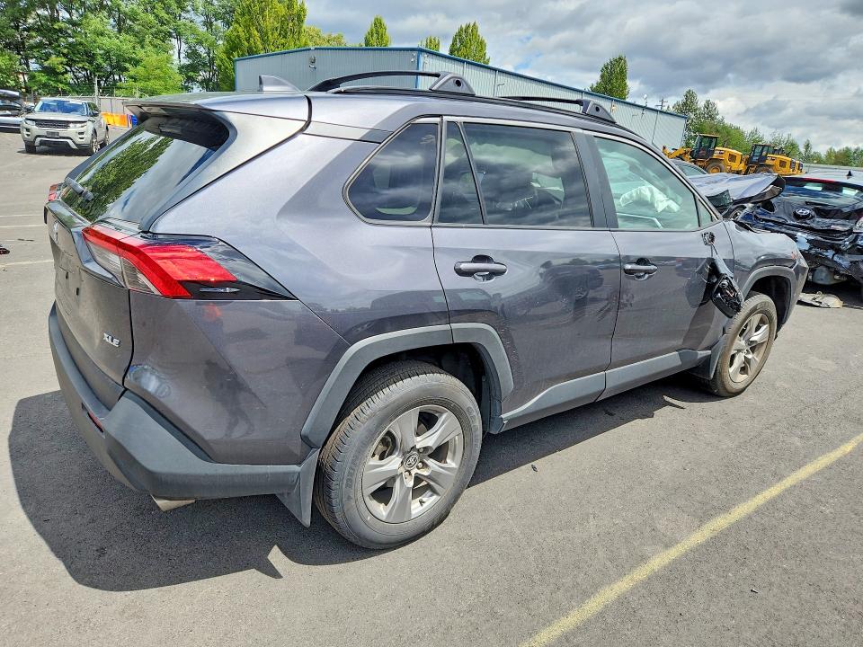 Photo 3 from auction – 2025 TOYOTA RAV4 with VIN 2T3W1RFV2SC354987