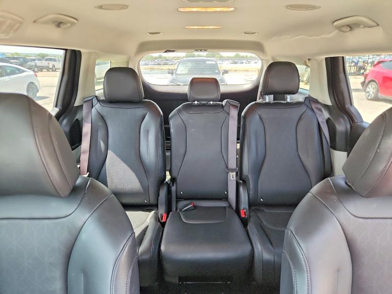 Photo 10 from auction – 2023 KIA CARNIVAL with VIN KNDNB4H36P6236973