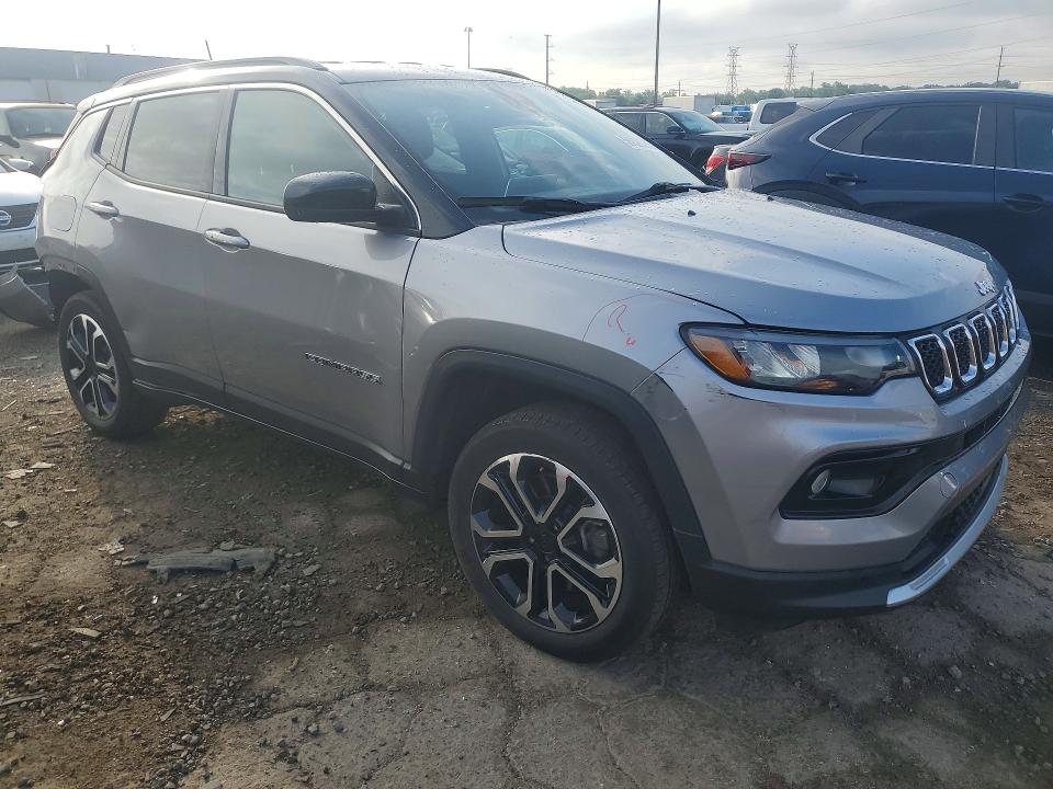 Photo 4 from auction – 2024 JEEP COMPASS with VIN 3C4NJDCN3RT601811