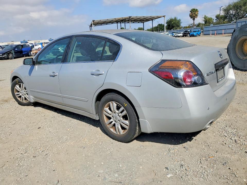 Снимка 2 от търг – 2011 NISSAN ALTIMA с VIN 1N4AL2AP3BN482669
