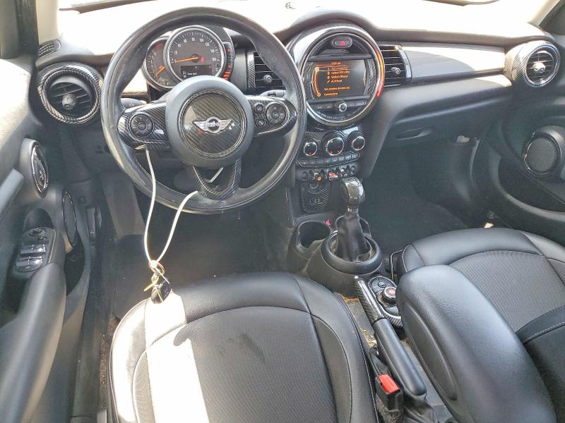 Photo 8 from auction – 2017 MINI COOPER with VIN WMWXU1C30H2F78968