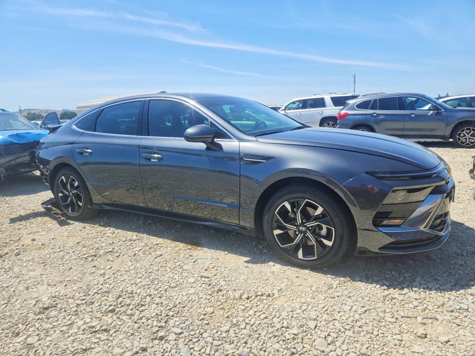 Photo 4 from auction – 2024 HYUNDAI SONATA with VIN KMHL64JA2RA418489