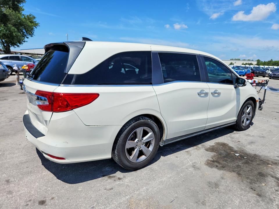 Photo 3 from auction – 2019 HONDA ODYSSEY with VIN 5FNRL6H70KB016352