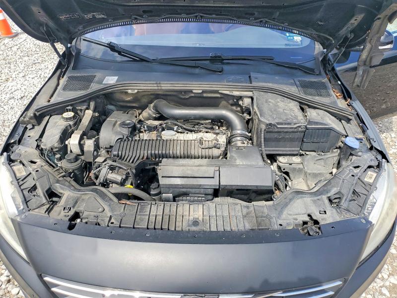 Photo 11 from auction – 2015 VOLVO S60 with VIN YV1612TK9F2354154