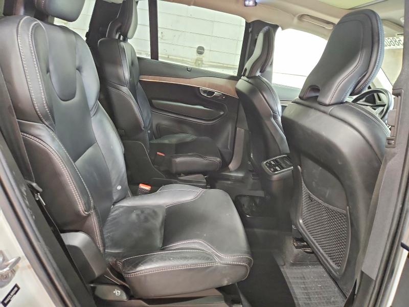 Photo 11 from auction – 2022 VOLVO XC90 with VIN YV4A221L4N1833169
