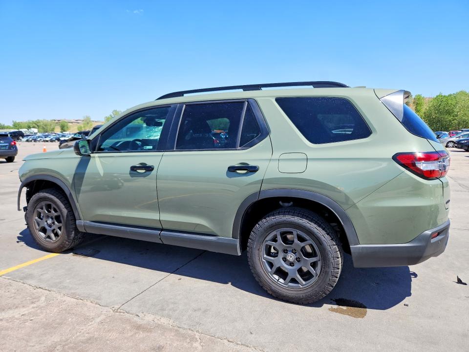 Photo 2 from auction – 2026 HONDA PILOT with VIN 5FNYG1H64TB019346