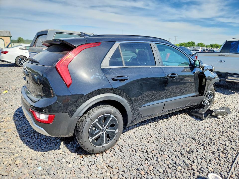 Photo 3 from auction – 2025 KIA NIRO with VIN KNDCR3LE5S5261349