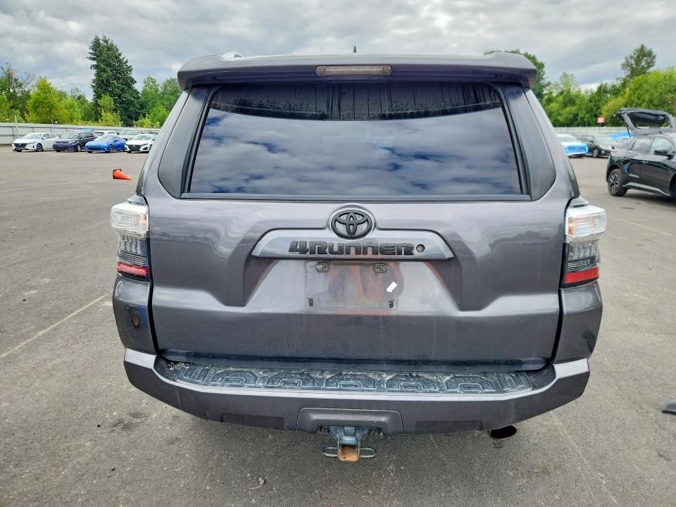 Photo 6 from auction – 2016 TOYOTA 4RUNNER with VIN JTEBU5JR0G5306955