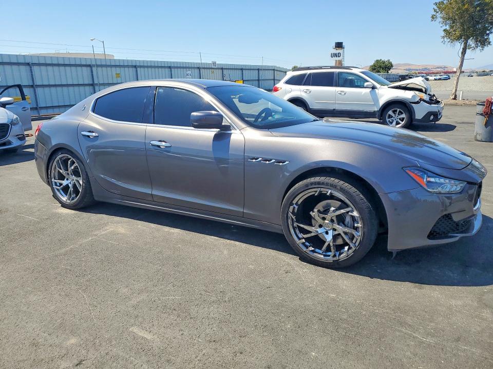 Photo 4 from auction – 2016 MASERATI GHIBLI with VIN ZAM57XSA2G1175737