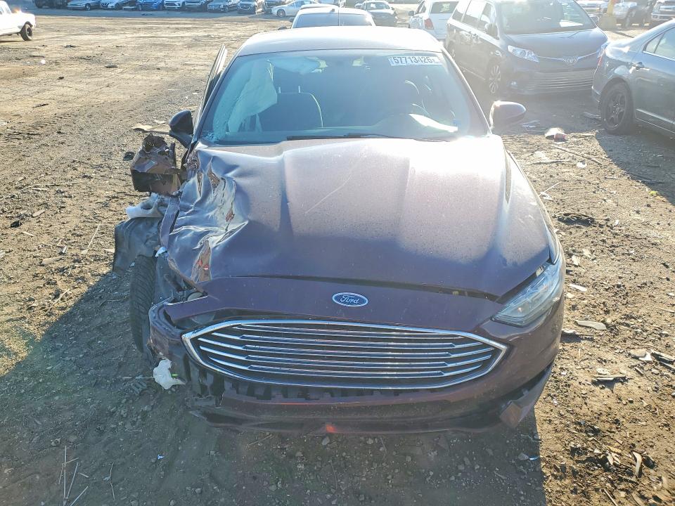 Photo 5 from auction – 2017 FORD FUSION with VIN 3FA6P0HD7HR263228