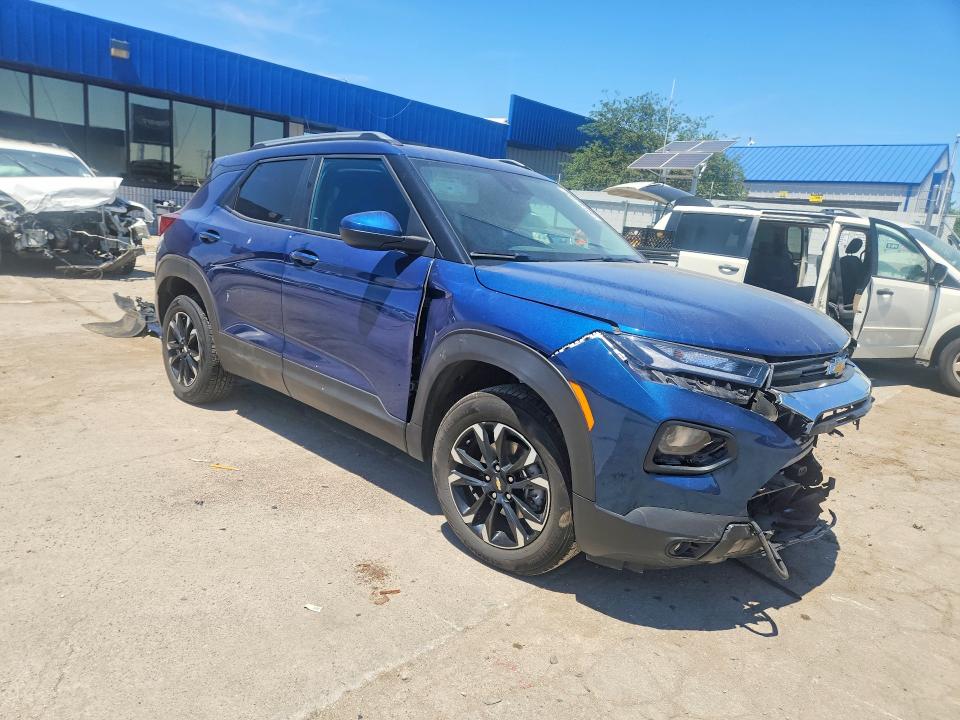 Photo 4 from auction – 2021 CHEVROLET TRAILBLAZER with VIN KL79MRSL1MB032809