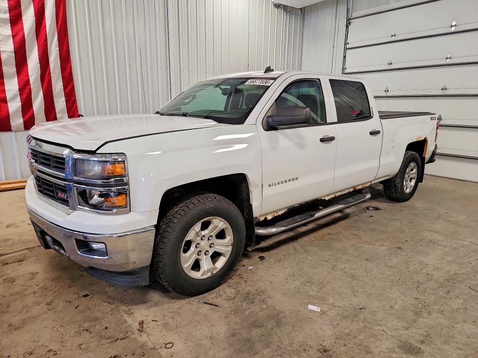 CHEVROLET SILVERADO 2014 with VIN 3GCUKREC4EG399985 - Photo from auction