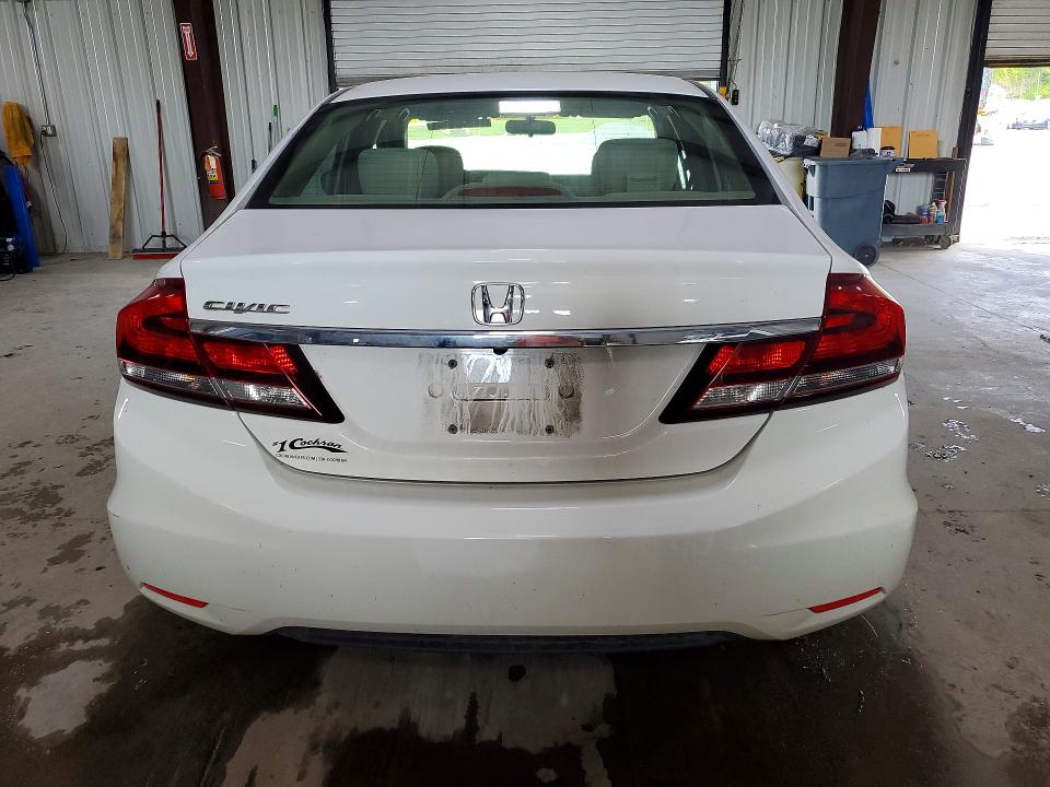 صورة رقم 6 من المزاد - 2015 HONDA CIVIC مع VIN 19XFB2F74FE209617