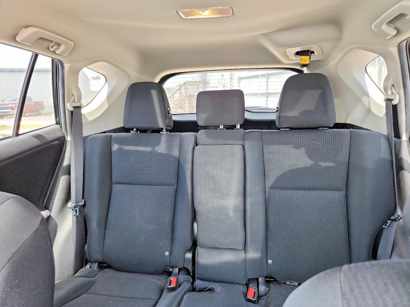 Photo 10 from auction – 2018 TOYOTA RAV4 with VIN 2T3BFREV6JW748782
