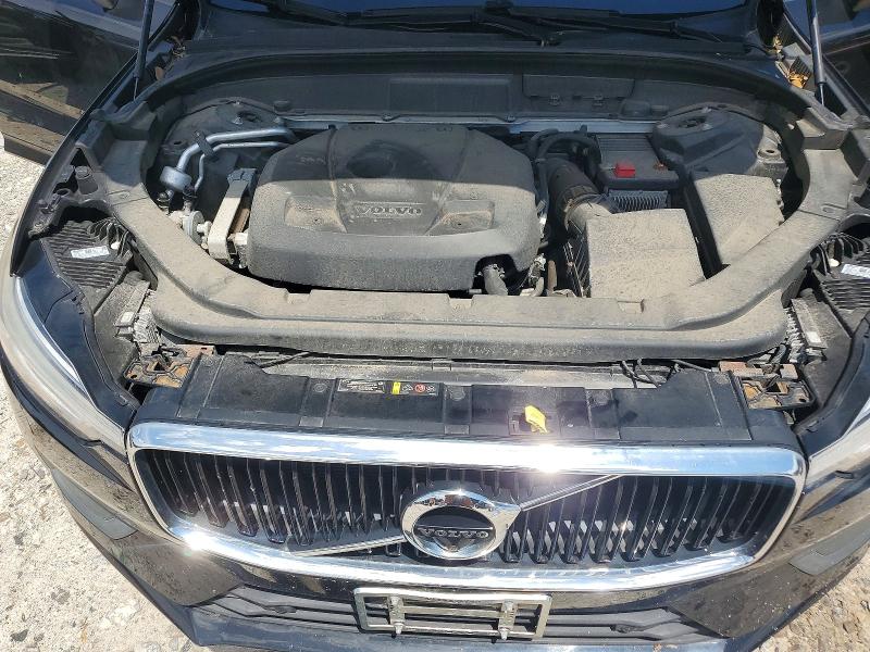 Photo 12 from auction – 2018 VOLVO XC60 with VIN LYVA22RK0JB074389