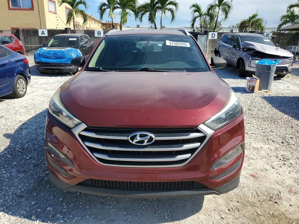 Photo 5 from auction – 2017 HYUNDAI TUCSON with VIN KM8J33A4XHU387610