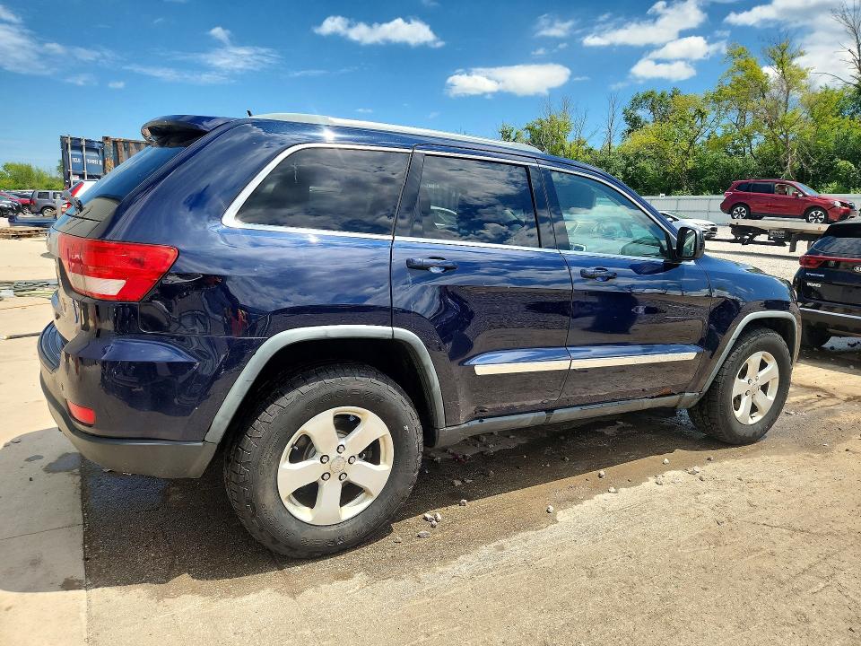 Photo 3 from auction – 2012 JEEP GRAND CHEROKEE with VIN 1C4RJFAG4CC201244