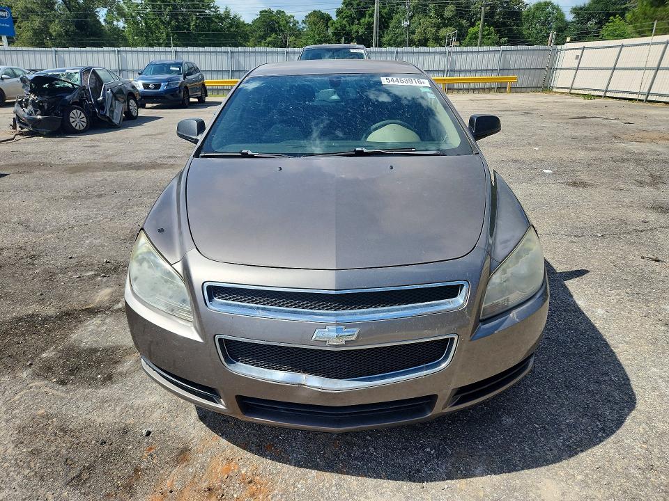 Photo 5 from auction – 2011 CHEVROLET MALIBU with VIN 1G1ZB5E16BF121737