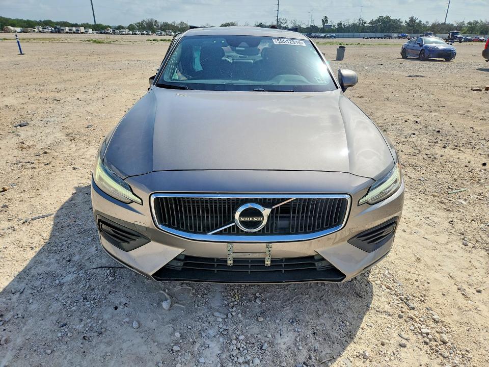 Photo 5 from auction – 2019 VOLVO S60 with VIN 7JRA22TK7KG004999