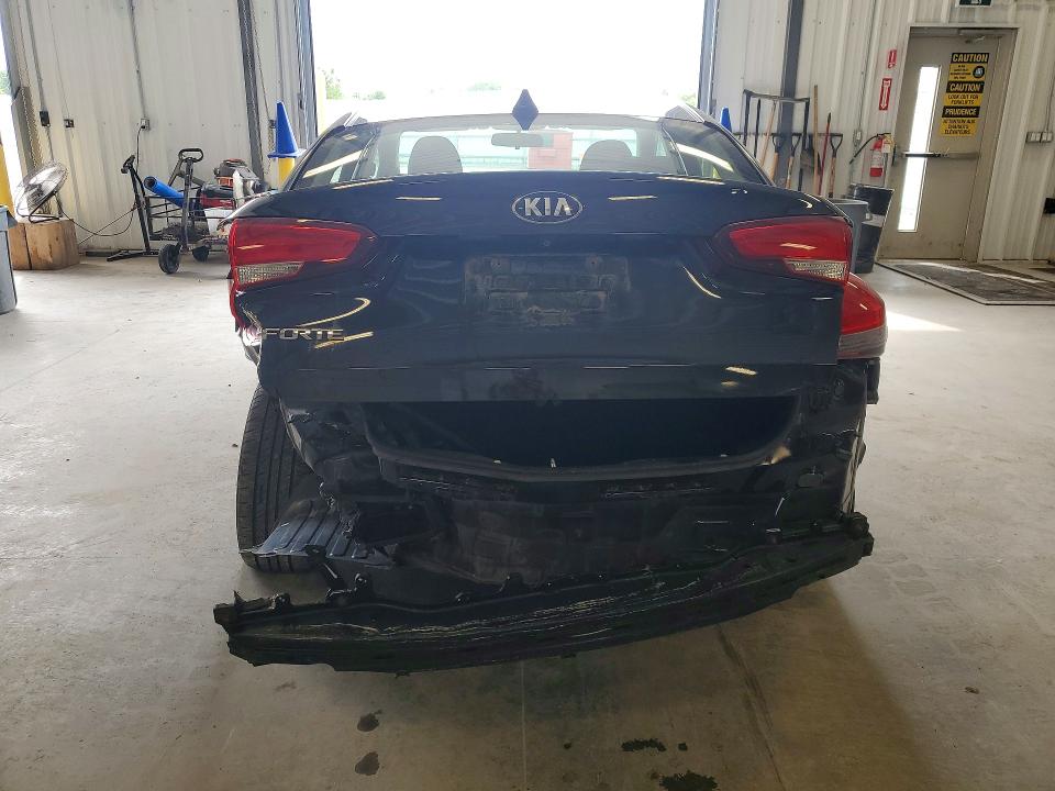 Photo 6 from auction – 2018 KIA FORTE with VIN 3KPFL4A7XJE207119