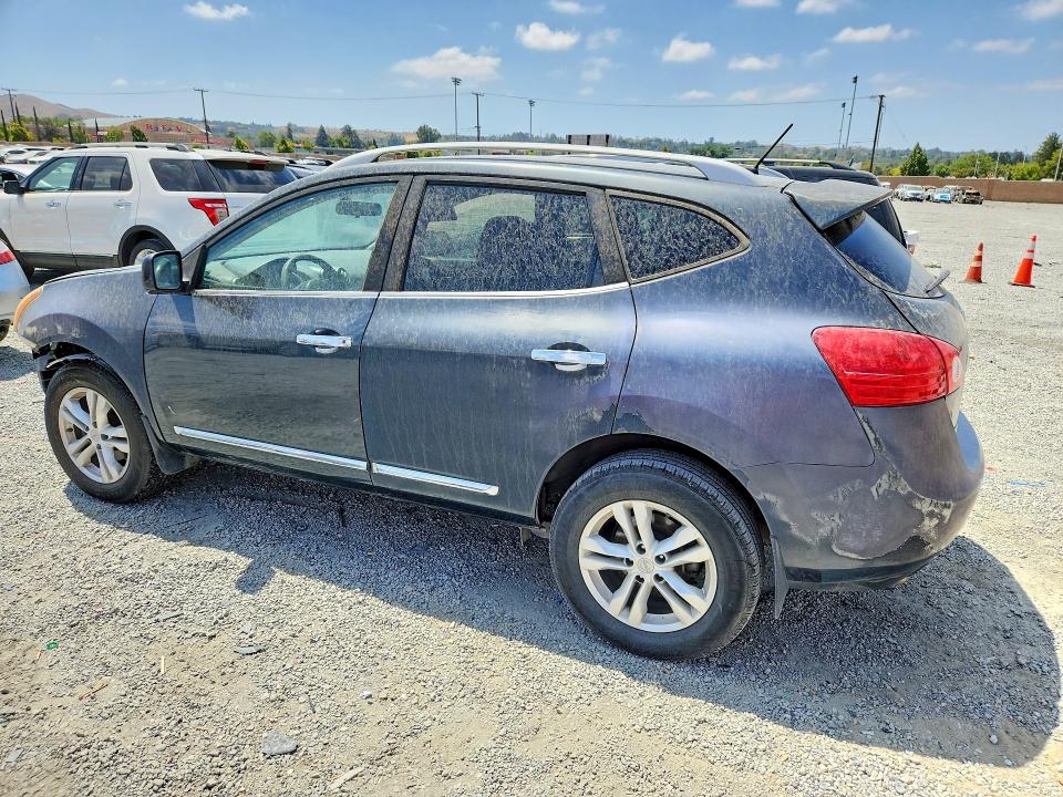Photo 2 from auction – 2015 NISSAN ROGUE SELECT with VIN JN8AS5MT2FW163842