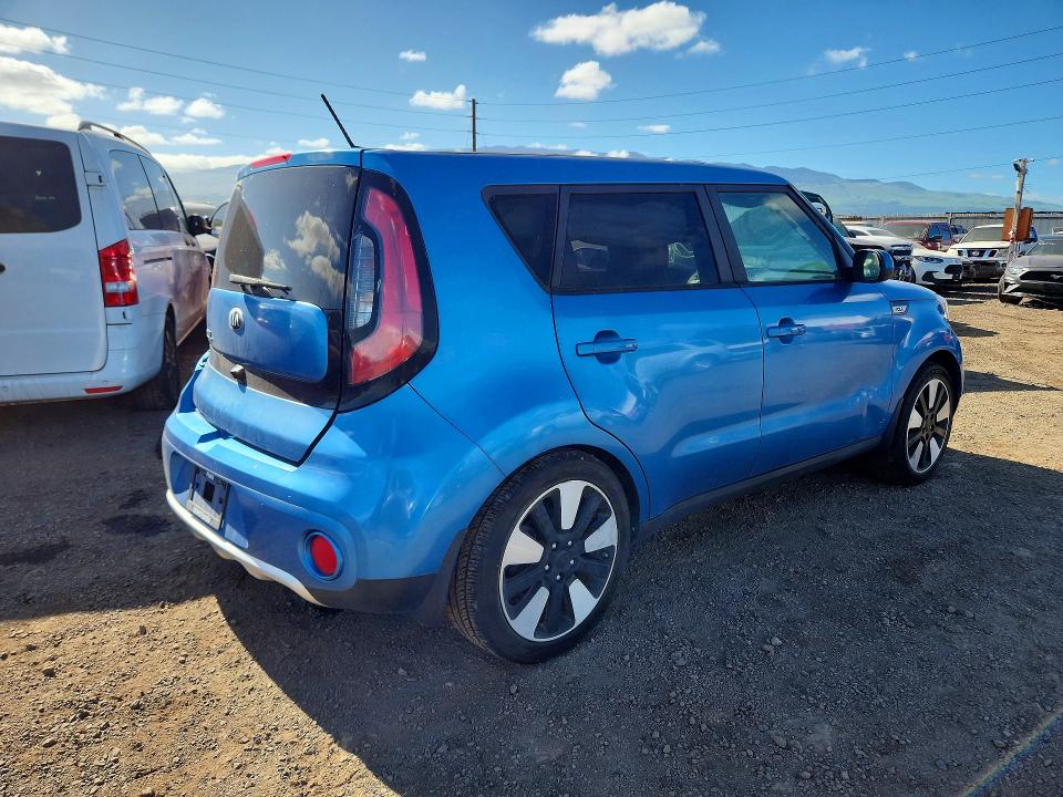 Photo 3 from auction – 2018 KIA SOUL with VIN KNDJP3A54J7586657
