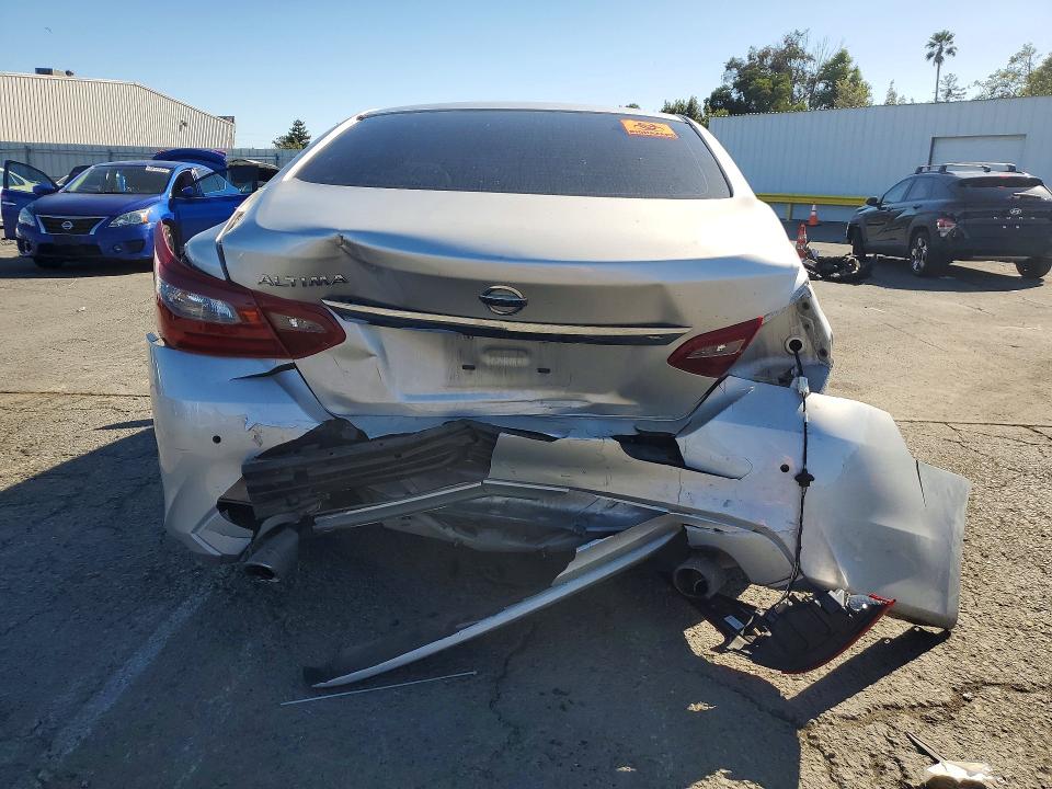 Photo 6 from auction – 2018 NISSAN ALTIMA with VIN 1N4AL3AP1JC120582