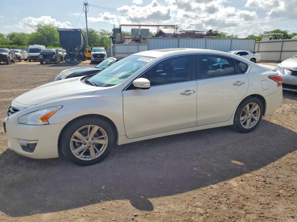NISSAN ALTIMA 2015 with VIN 1N4AL3AP5FC414736 - Photo from auction