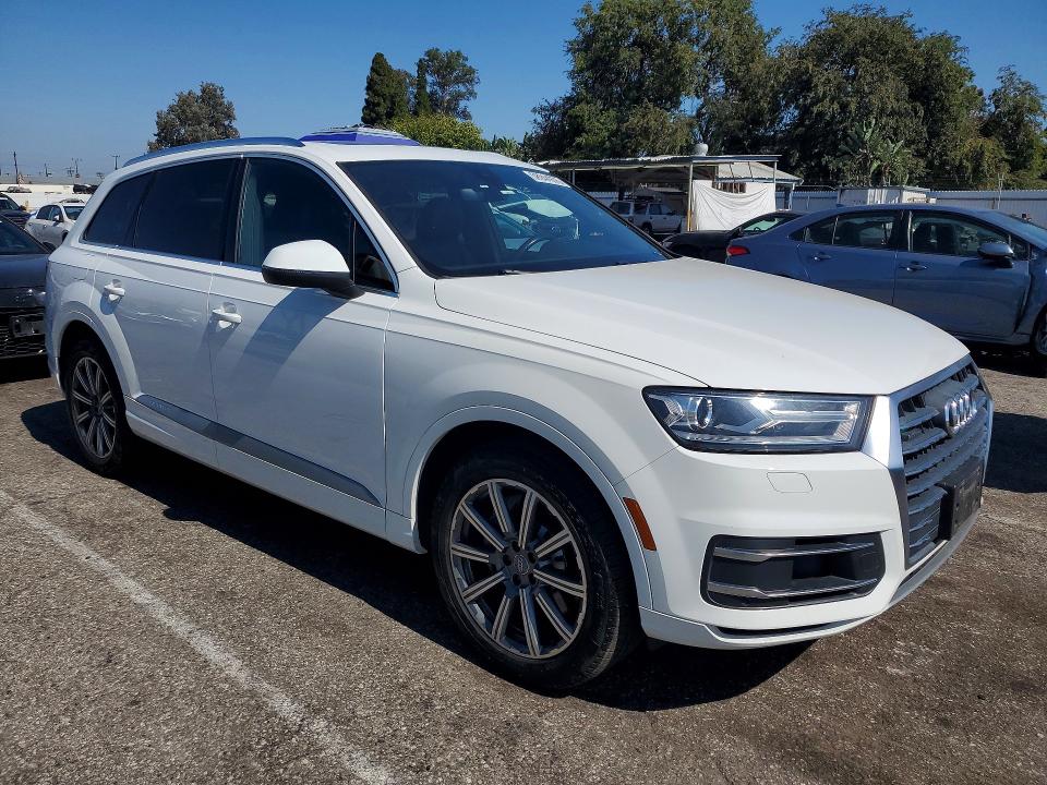 Photo 4 from auction – 2018 AUDI Q7 with VIN WA1LAAF74JD019630