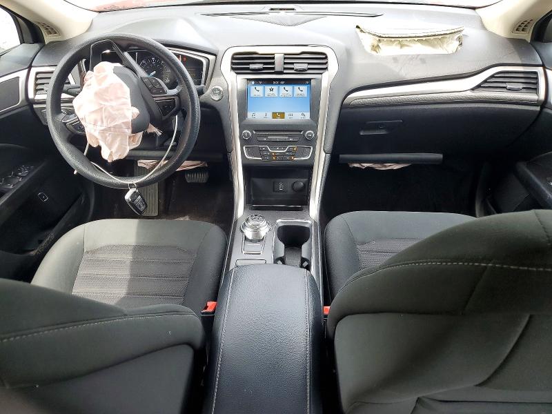 Фото 8 с аукциона – 2017 FORD FUSION с VIN 3FA6P0LU7HR304044