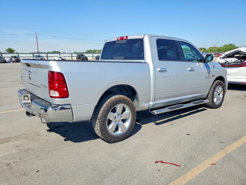 Photo 3 from auction – 2017 RAM 1500 with VIN 3C6RR7LT2HG640821