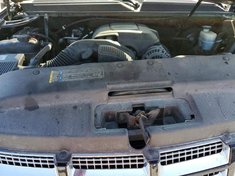 Photo 12 from auction – 2010 CADILLAC ESCALADE with VIN 1GYUCAEF8AR171338