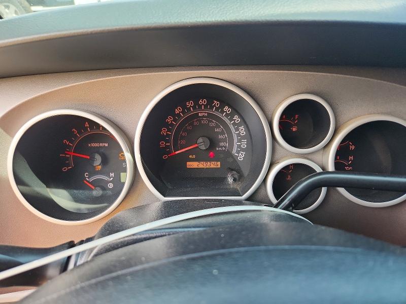 Photo 9 from auction – 2012 TOYOTA TUNDRA with VIN 5TFCY5F18CX013934