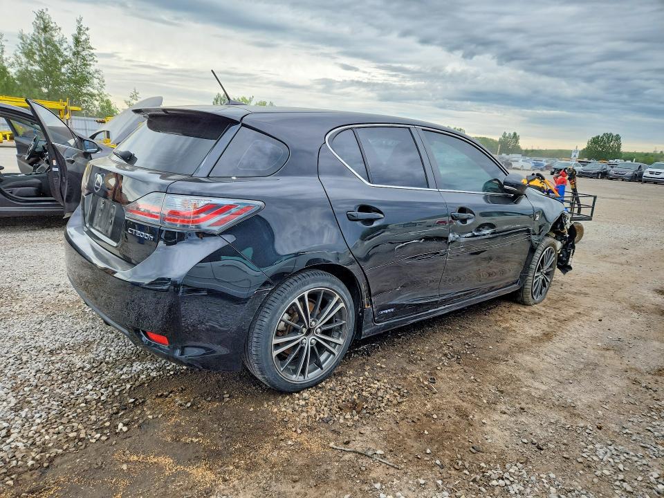 Zdjęcie 3 z aukcji – 2013 LEXUS CT z VIN JTHKD5BHXD2146380