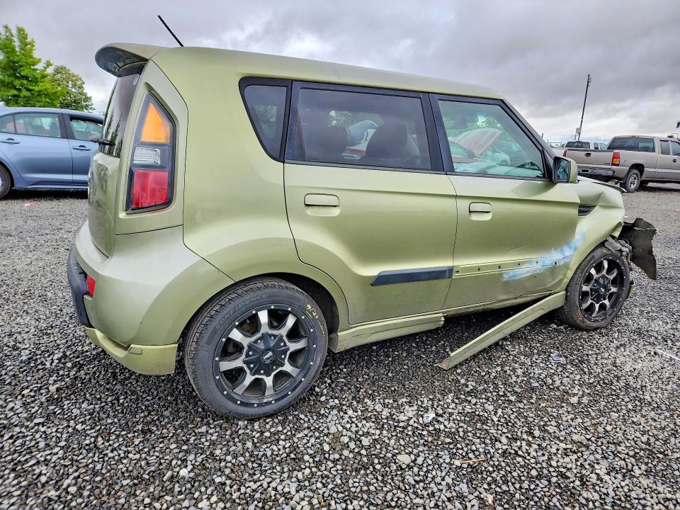 Photo 3 from auction – 2010 KIA SOUL with VIN KNDJT2A27A7107319