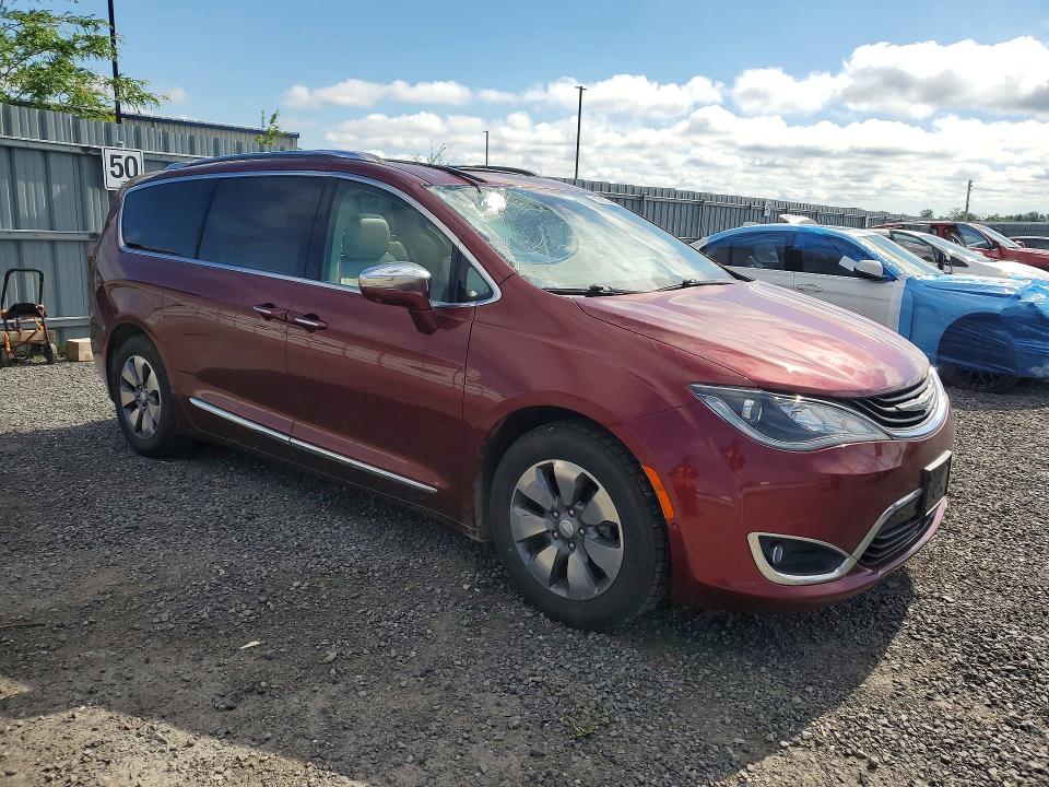Снимка 4 от търг – 2017 CHRYSLER PACIFICA с VIN 2C4RC1N78HR679558
