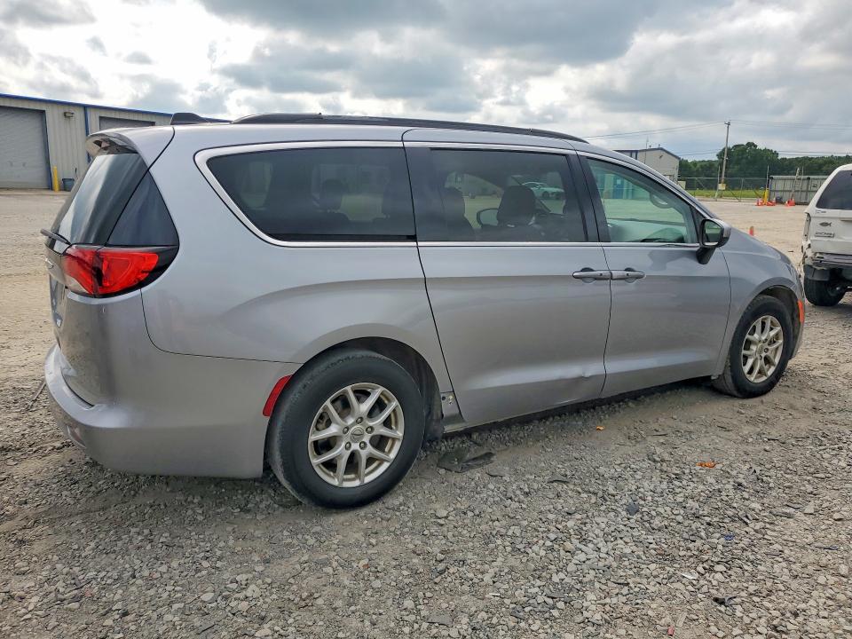 Photo 3 from auction – 2021 CHRYSLER VOYAGER with VIN 2C4RC1DG2MR538335
