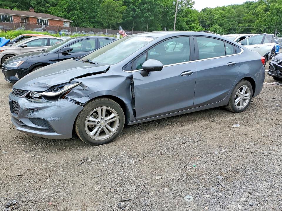 Photo 1 from auction – 2018 CHEVROLET CRUZE with VIN 1G1BE5SM7J7215397