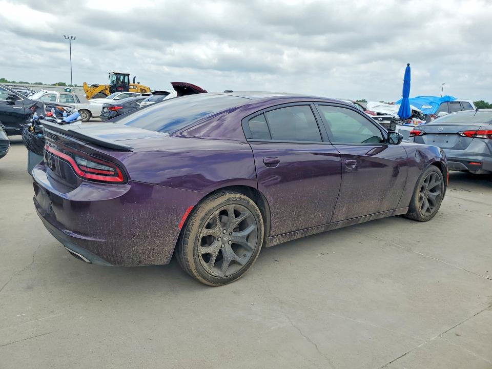 Photo 3 from auction – 2020 DODGE CHARGER with VIN 2C3CDXBG7LH241529